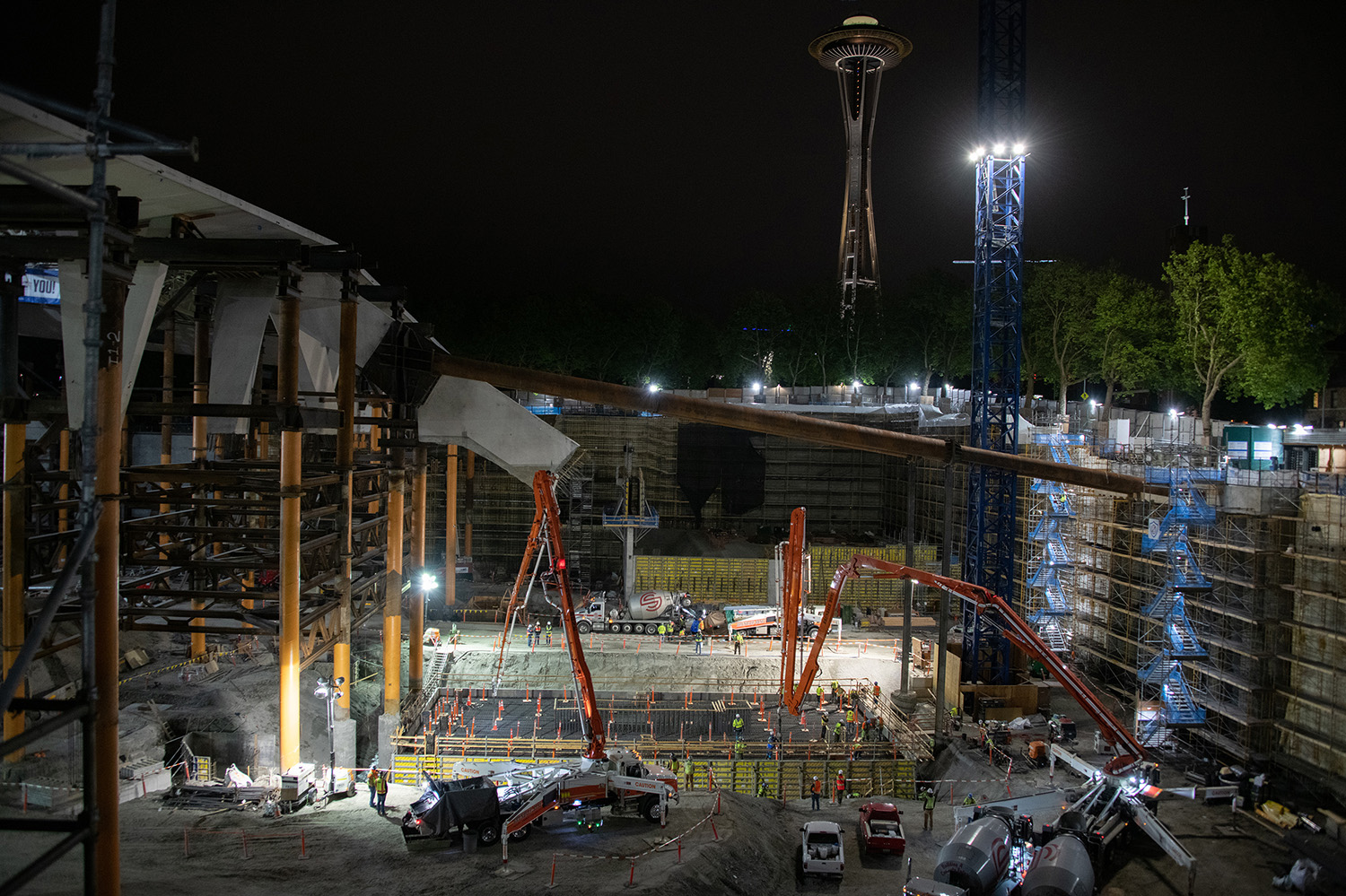 6_Image 6_Night Contruction.jpg
